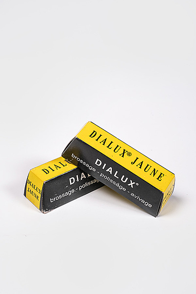 Medium 02 dialux kuning obat poles